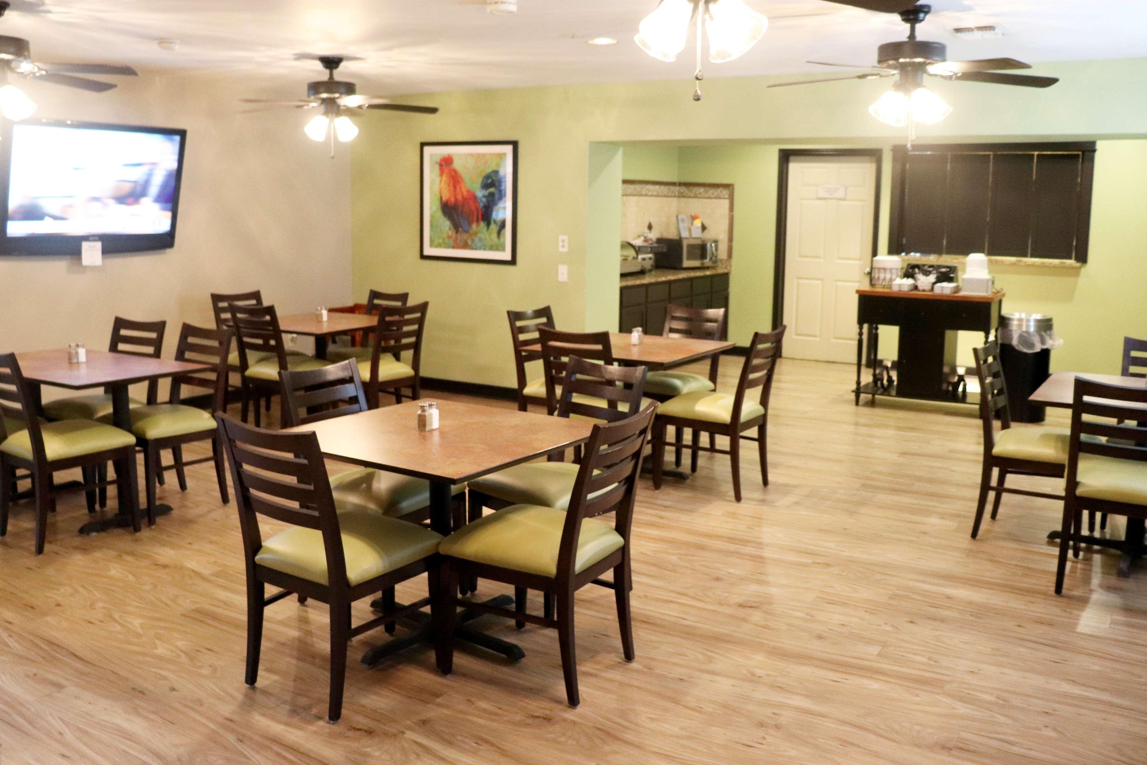 Best Western George West Executive Inn Экстерьер фото
