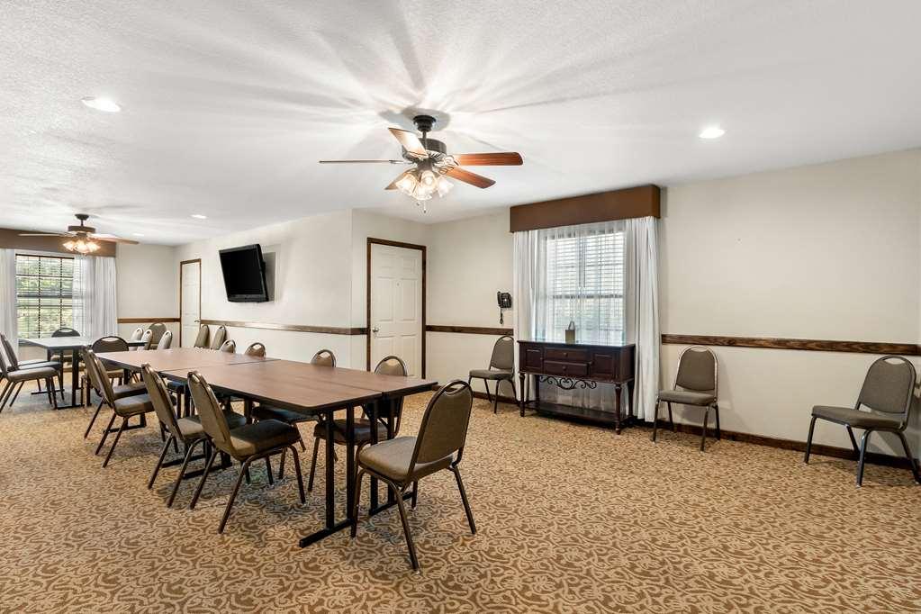 Best Western George West Executive Inn Удобства фото