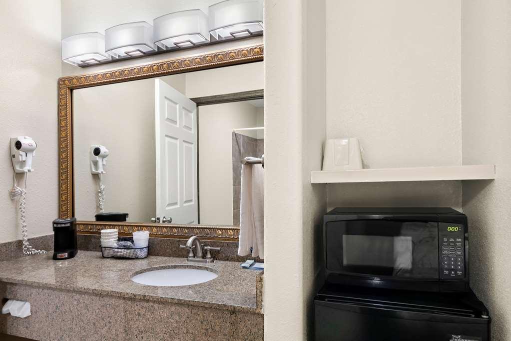 Best Western George West Executive Inn Номер фото