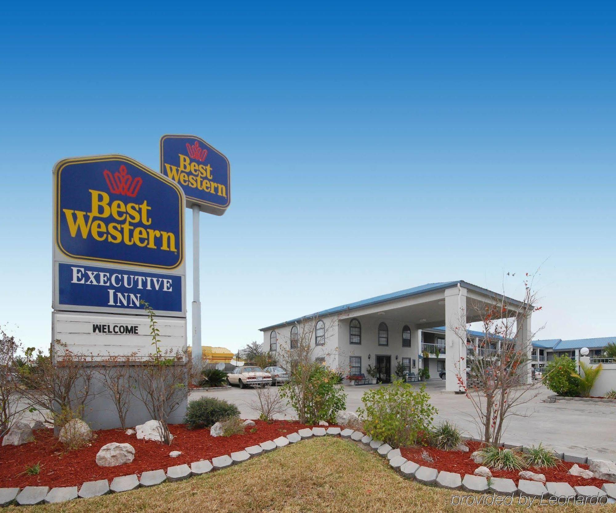 Best Western George West Executive Inn Экстерьер фото