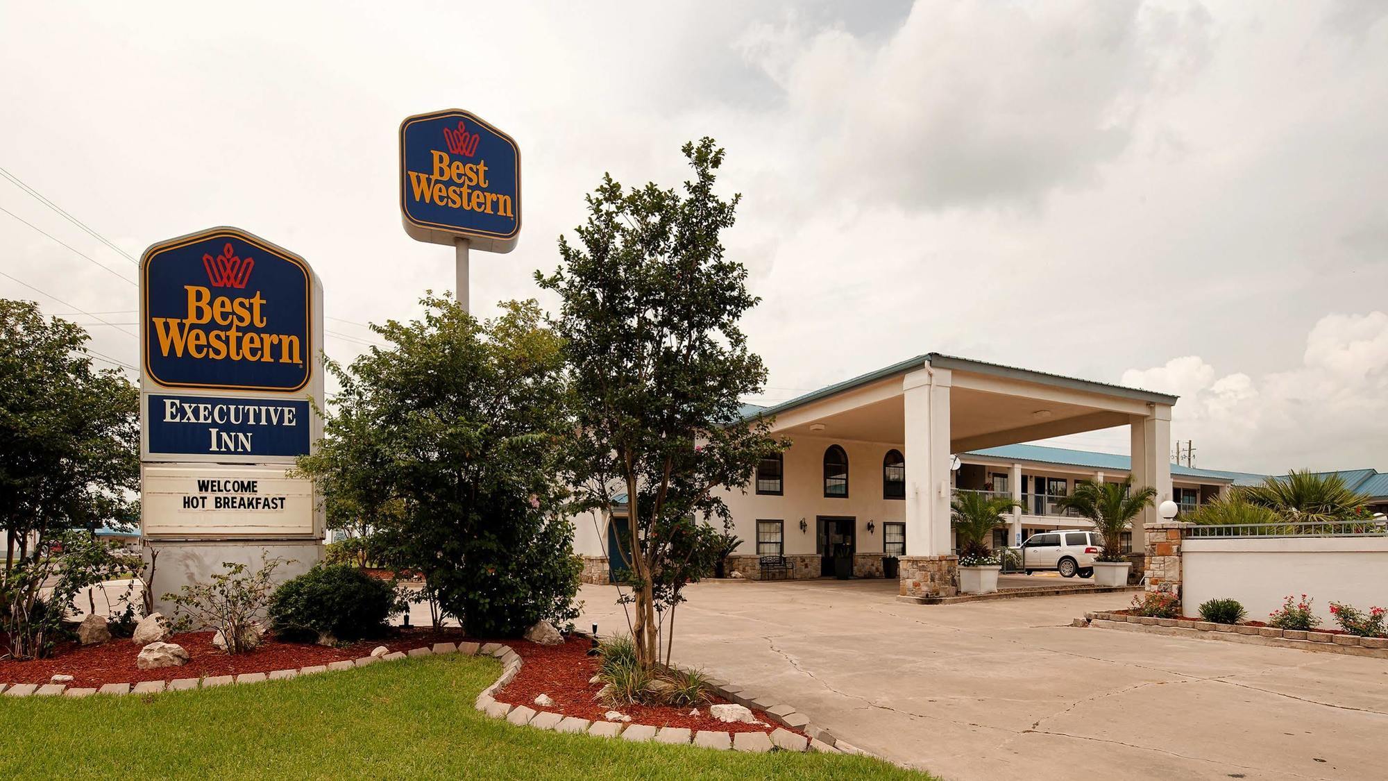 Best Western George West Executive Inn Экстерьер фото